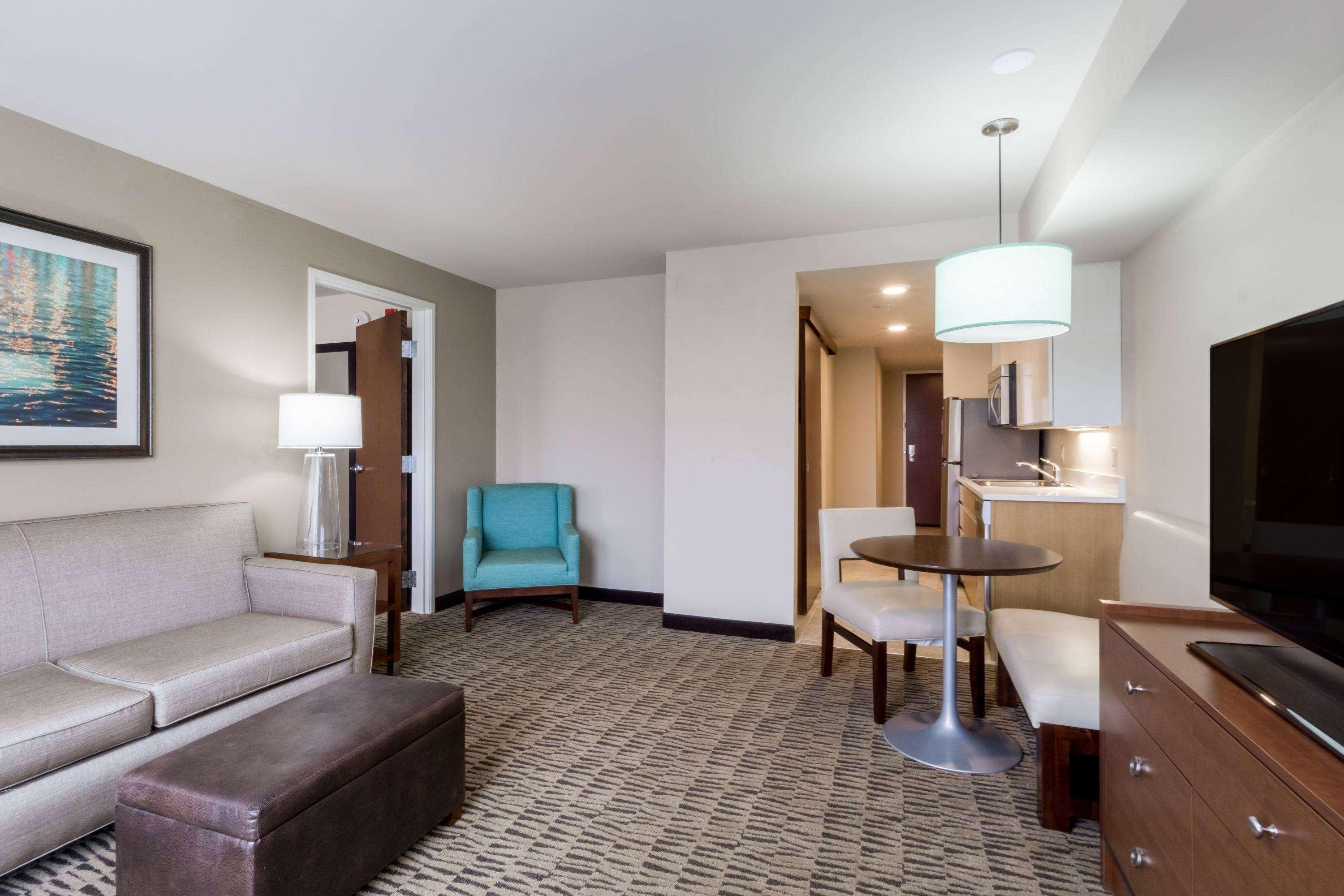 Hawthorn Suites By Wyndham Wheeling At The Highlands Triadelphia Εξωτερικό φωτογραφία