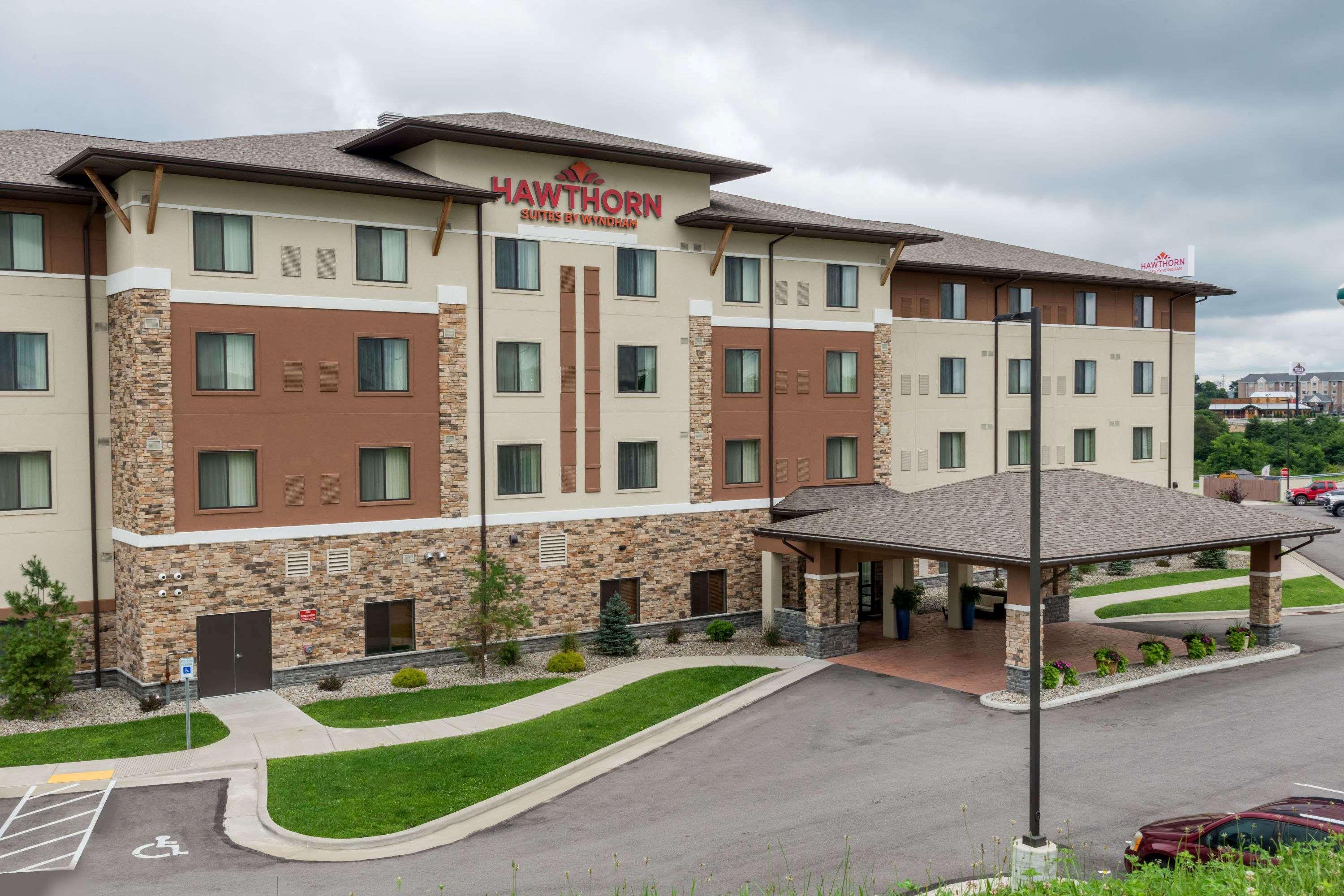 Hawthorn Suites By Wyndham Wheeling At The Highlands Triadelphia Εξωτερικό φωτογραφία